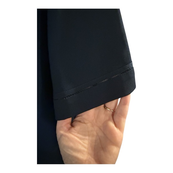 Ann Taylor Navy Short Sleeve T-Shirt - Picture 5 of 7